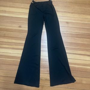 Adika bootleg/yoga pants style. Side ring detail